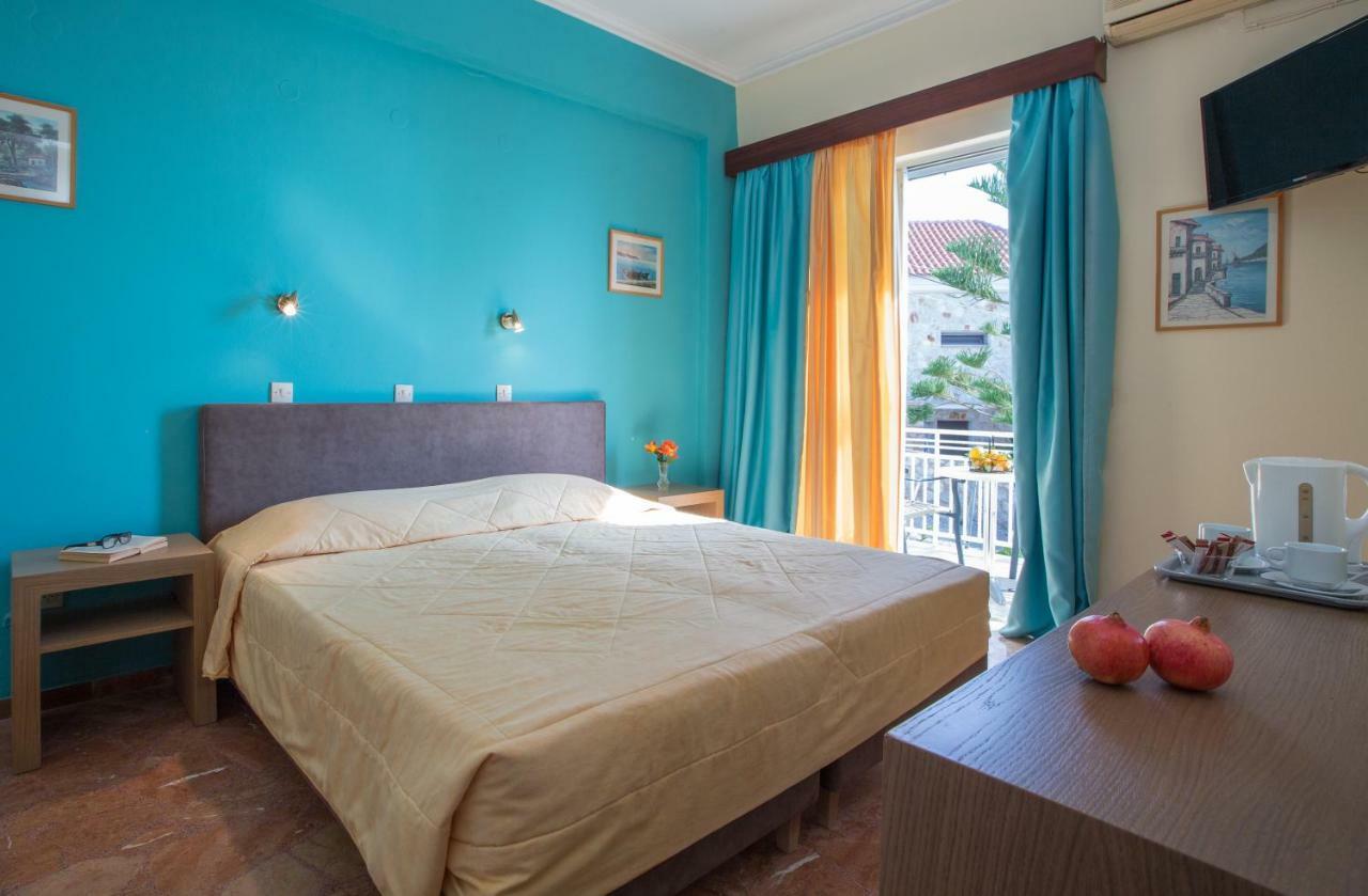 Tolon Beach Hotel Ngoại thất bức ảnh