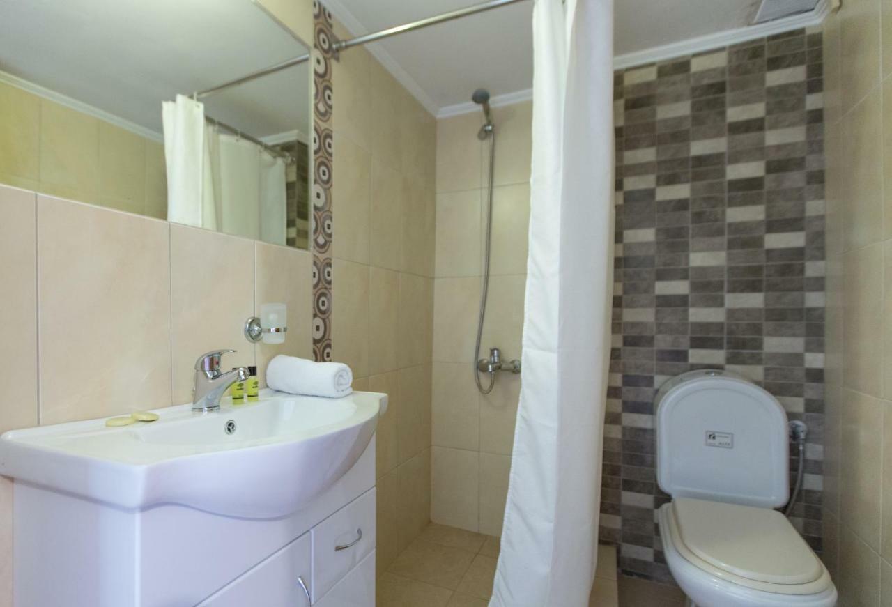 Tolon Beach Hotel Ngoại thất bức ảnh