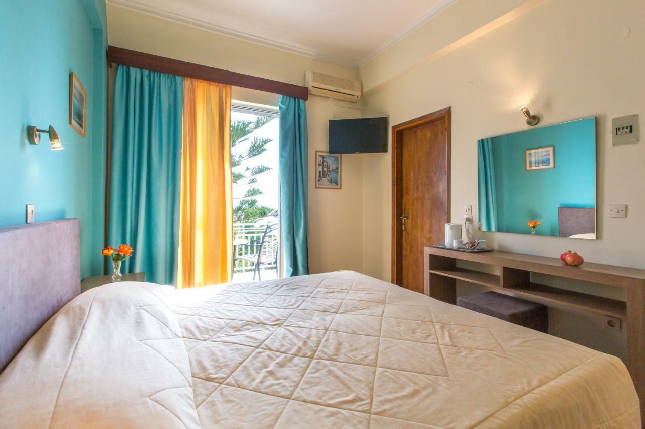 Tolon Beach Hotel Ngoại thất bức ảnh