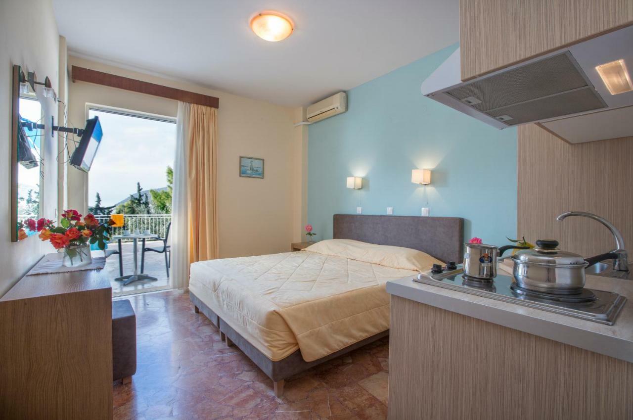 Tolon Beach Hotel Ngoại thất bức ảnh