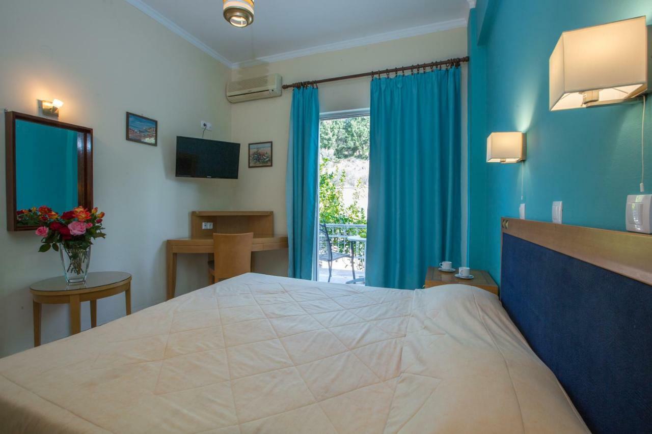 Tolon Beach Hotel Ngoại thất bức ảnh