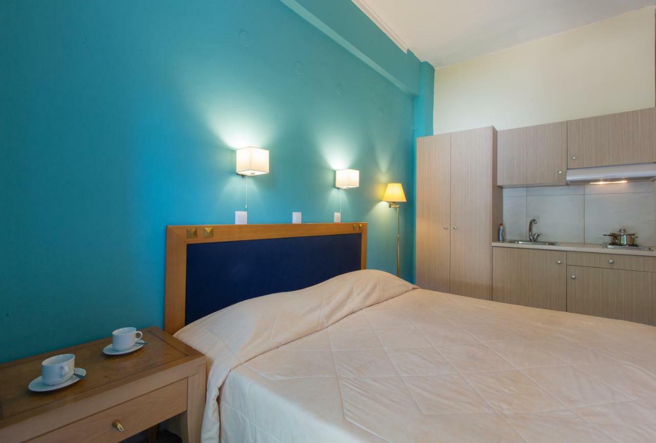 Tolon Beach Hotel Ngoại thất bức ảnh
