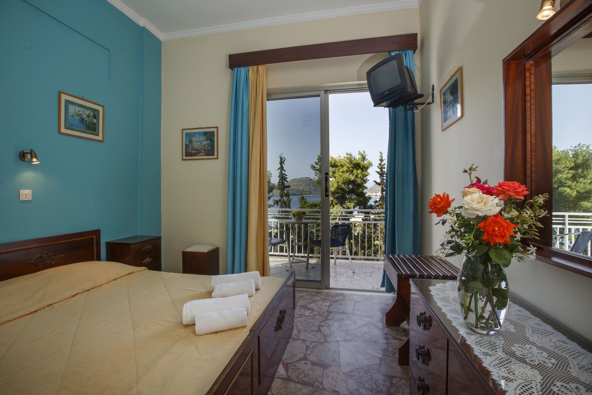 Tolon Beach Hotel Ngoại thất bức ảnh